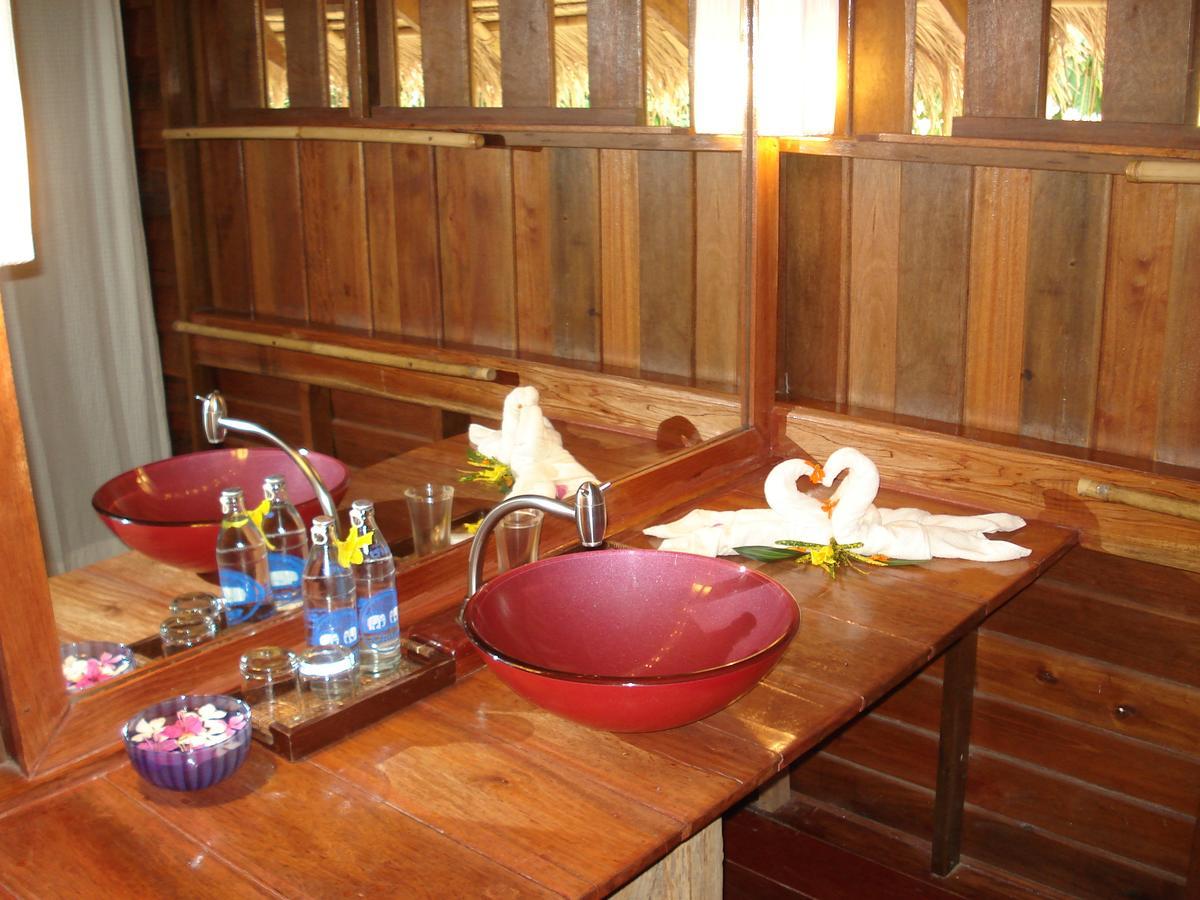 Koh Jum Lodge Exterior foto